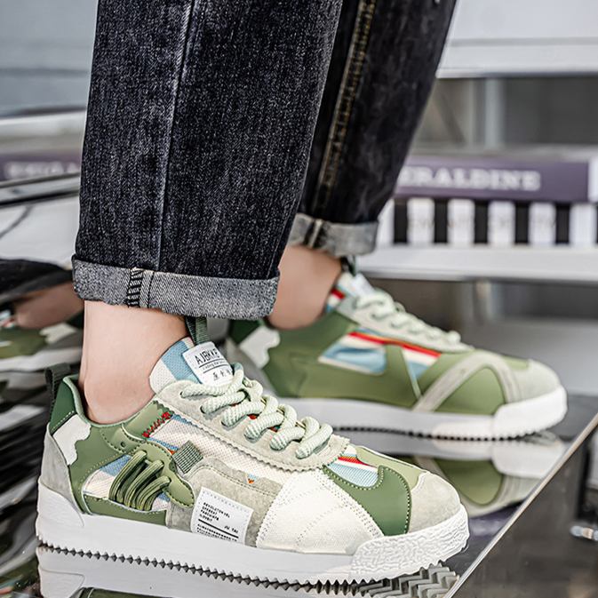 Pooran - Ultra Comfortable Retro Sneaker